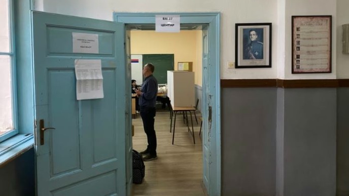 Komisija: Glasanje po zakonu